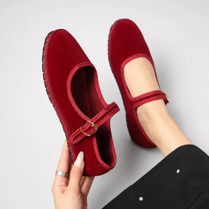 Chloe | Women&